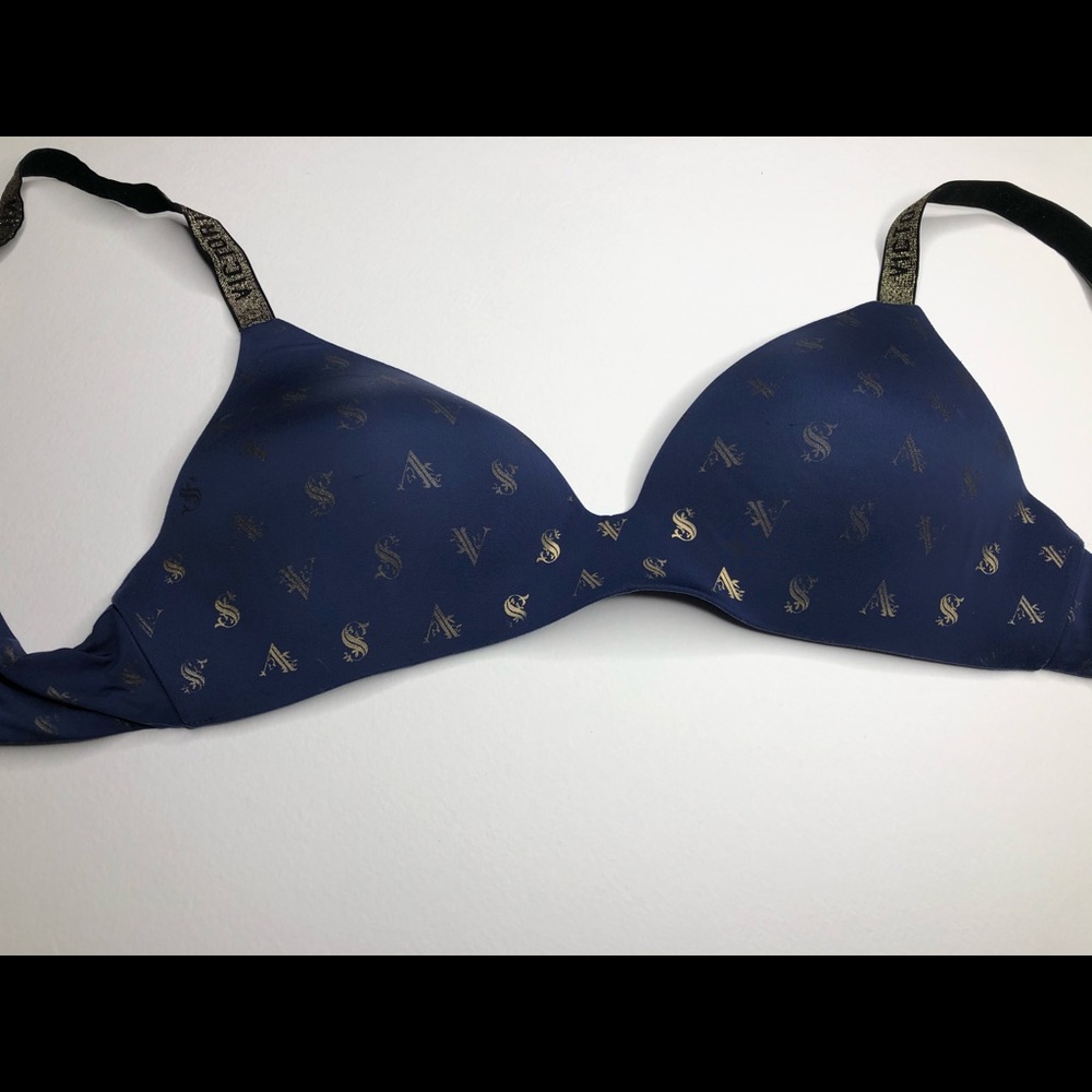 Victoria’s Secret T-shirt Bra 32C